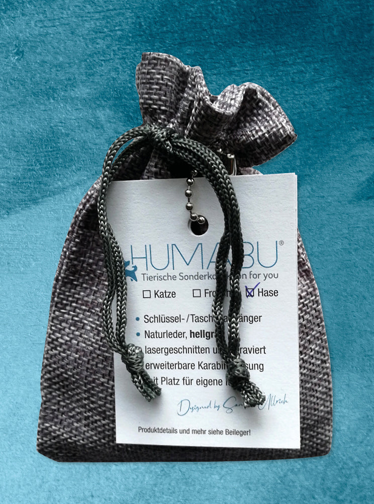 Humabu for you - Taschenanhänger Hase, als Geschenk verpackt