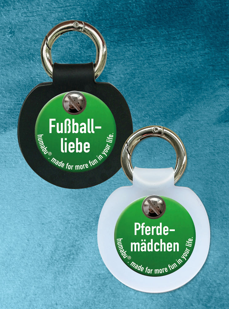 Humabu - Hundemarke mit Gravur, Beispiel am Humabu Baby montiert